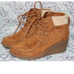 Mad Love Boots Women's 7.5 Lace Up Wedge Ankle Bootie Brown Fabric Casual